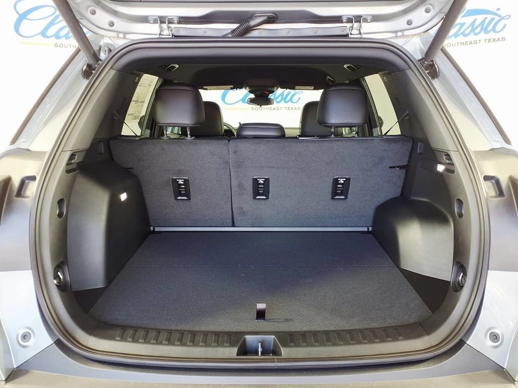 2027 GMC Terrain Elevation - Photo 9