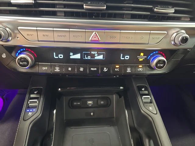 Used 2022 Dark Moss Kia SX image 27