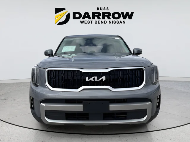 Used 2023 Silver Kia LX image 8
