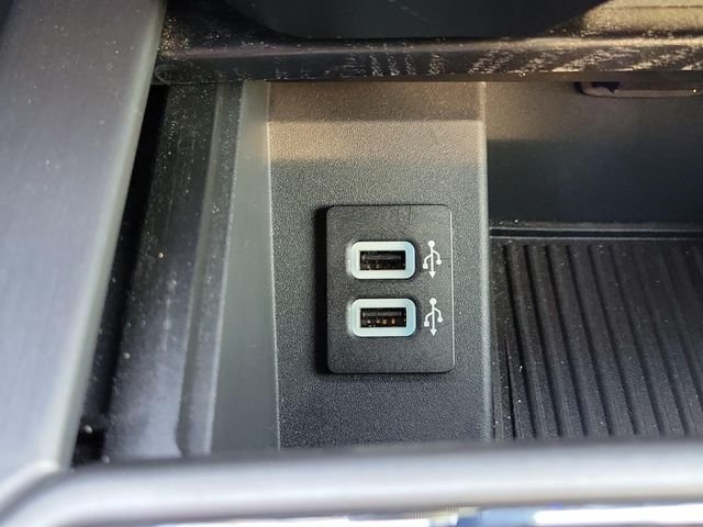 Used 2019 Black Ford Platinum image 20