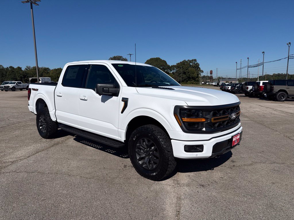 New 2026 Oxford White Ford Tremor® image 2