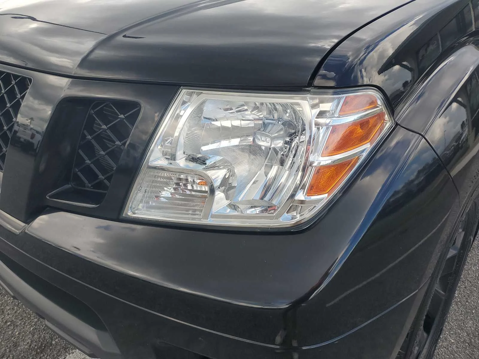 Used 2020  Nissan SV image 13