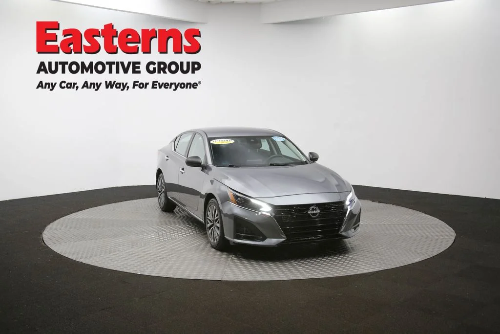 Used 2024 Gray Nissan 2.5 SV image 49