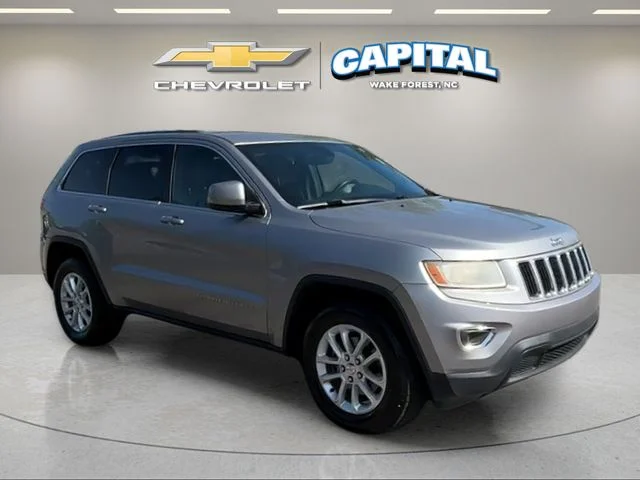 Used 2016 Silver Jeep Laredo image 7
