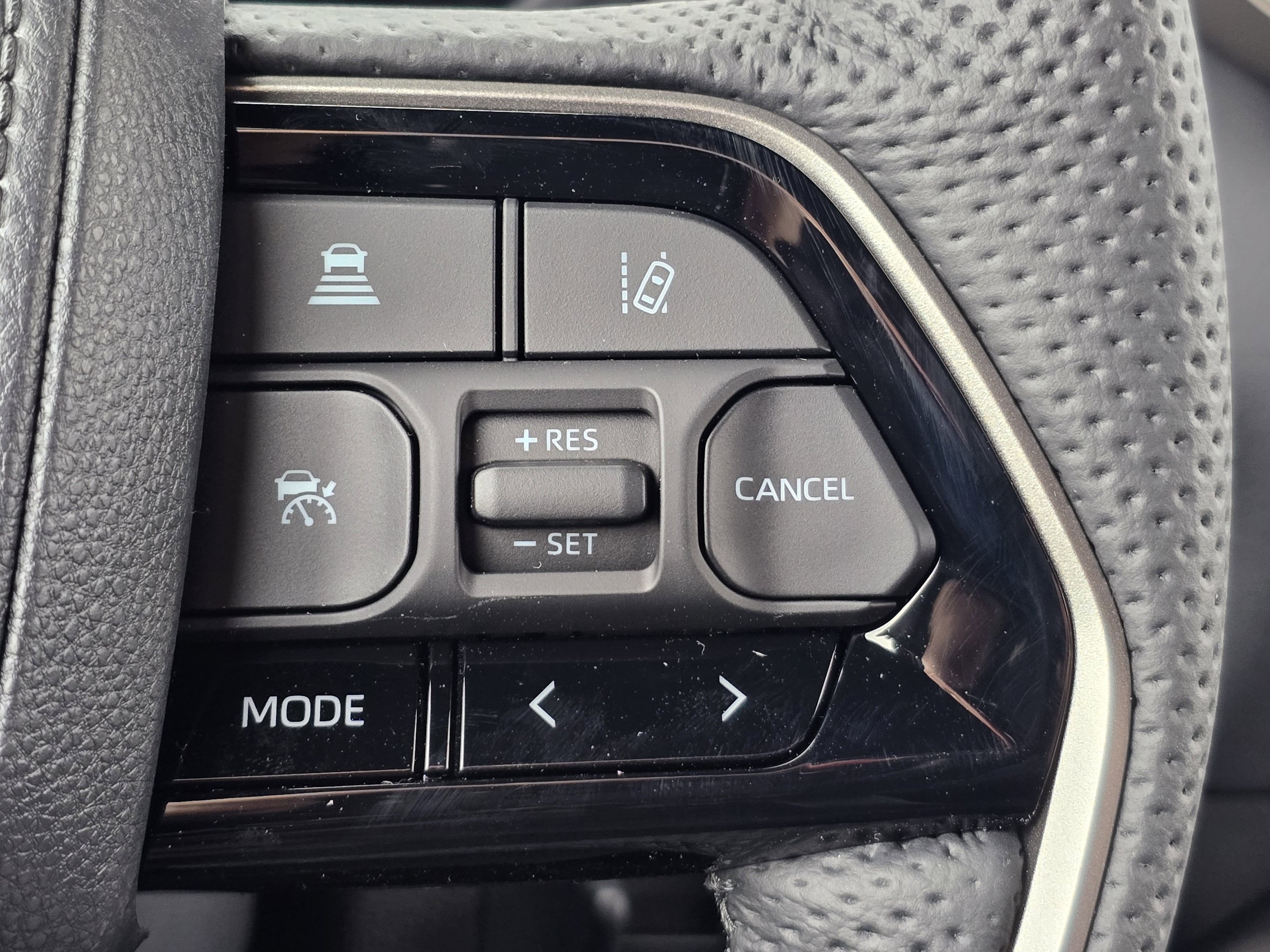 2026 Toyota Tundra Platinum - Photo 16