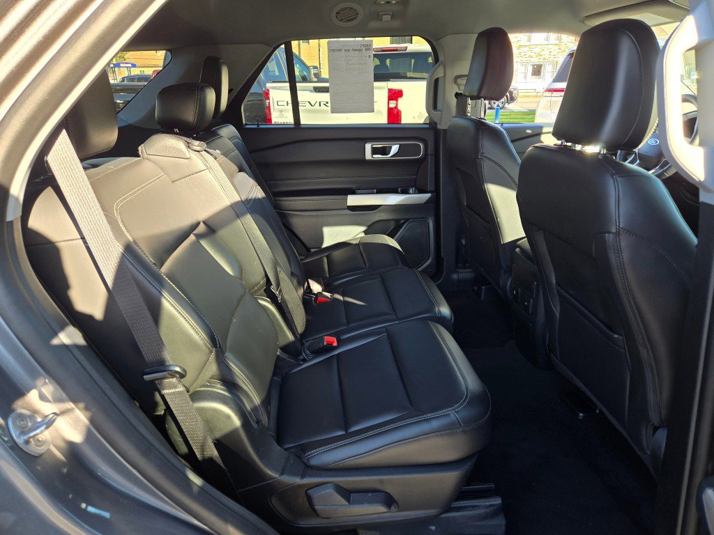 2024 Ford Explorer XLT - Photo 11