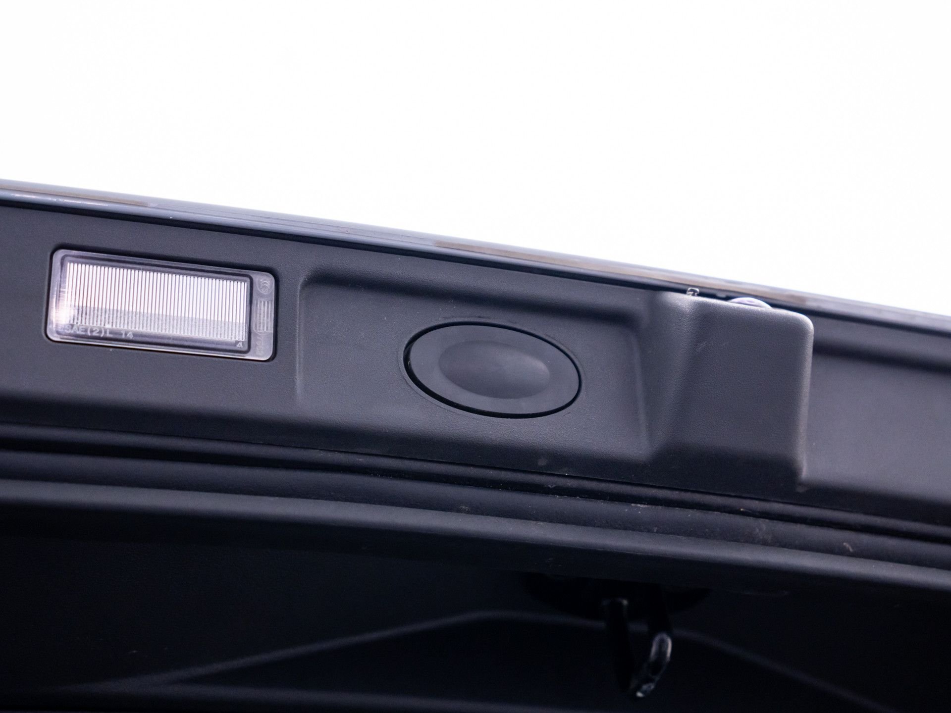 Used 2023  Rivian Adventure image 37