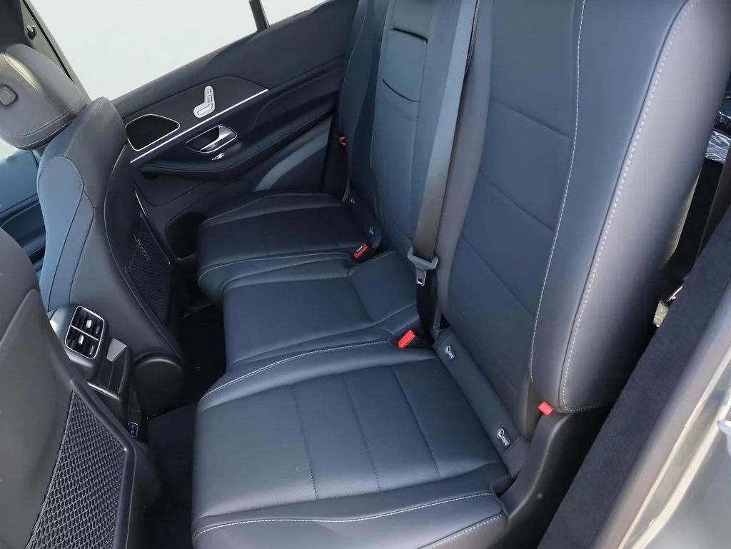 Used 2026 Gray Mercedes-Benz GLE 350 image 25
