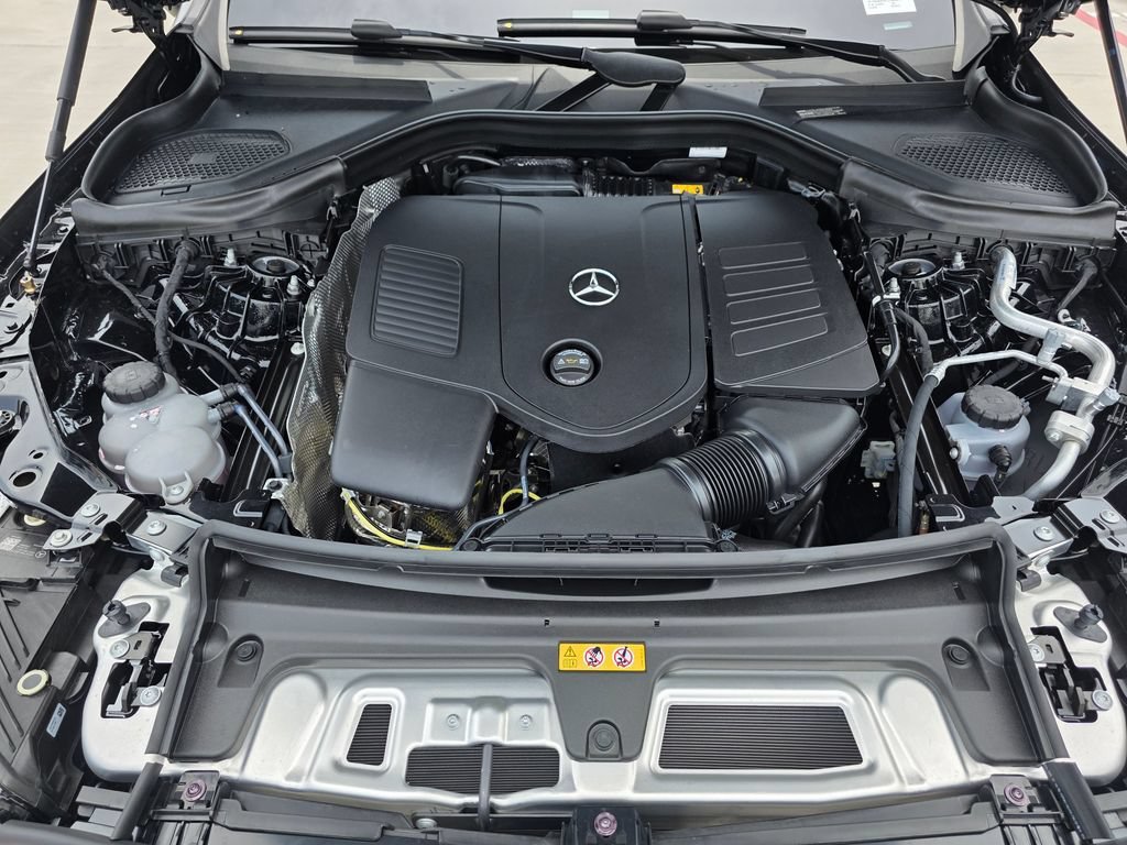 New 2026 Black Mercedes-Benz GLC 300 image 41