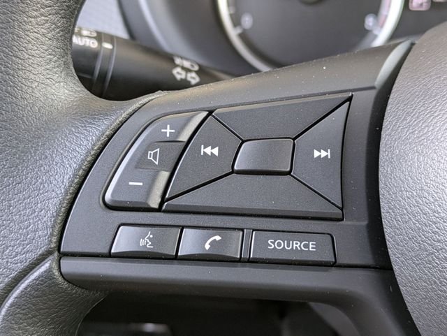 2025 Nissan KICKS PLAY Base - Photo 9