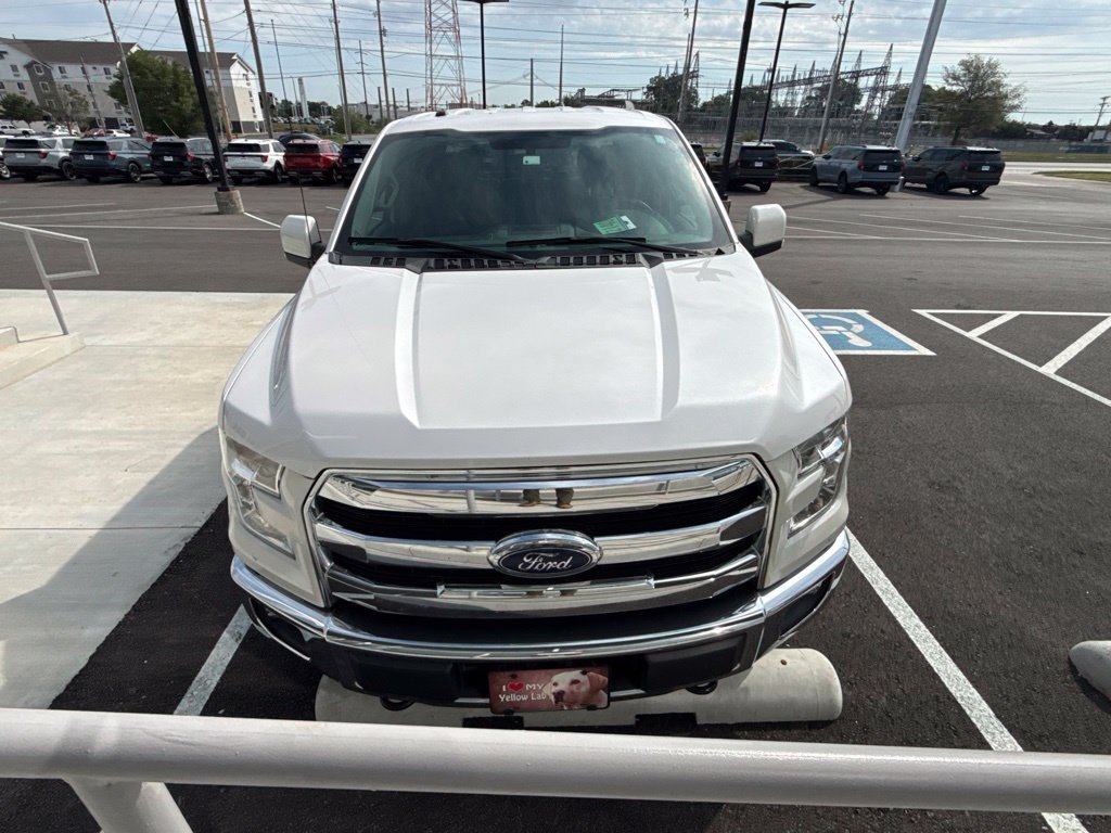Used 2015 White Ford Lariat image 2