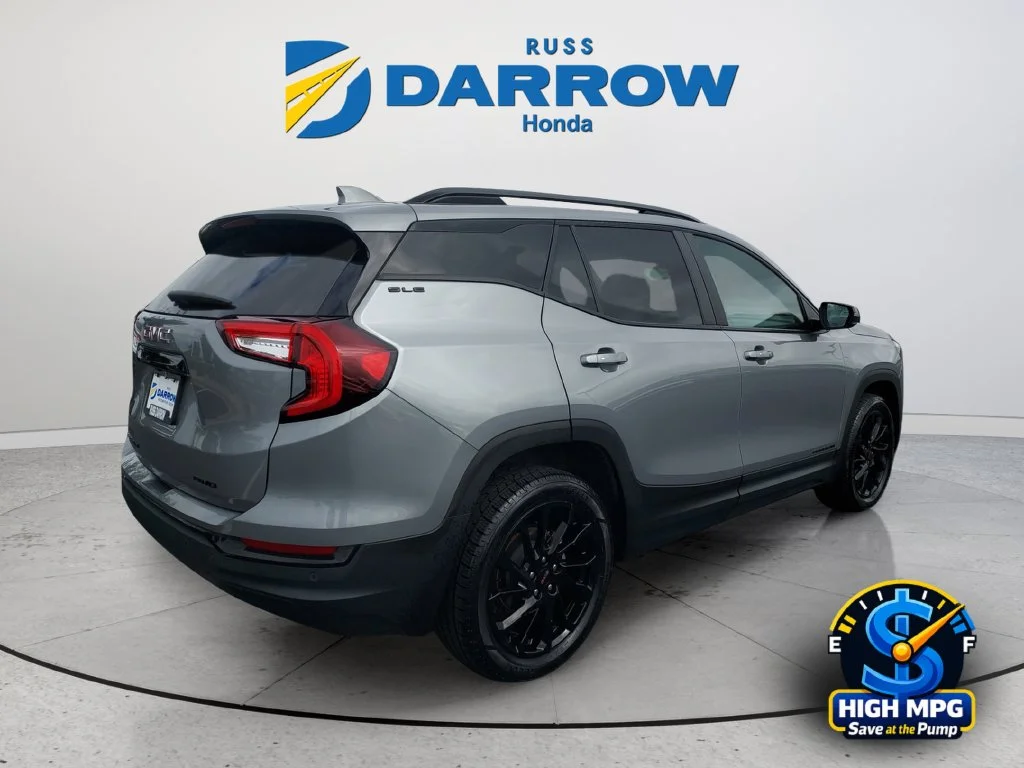 Used 2023 Silver GMC SLE image 5