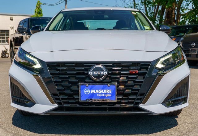 Used 2023 Gray Nissan 2.5 SR image 3