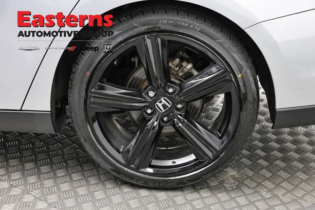 Used 2023 Gray Honda Sport image 32