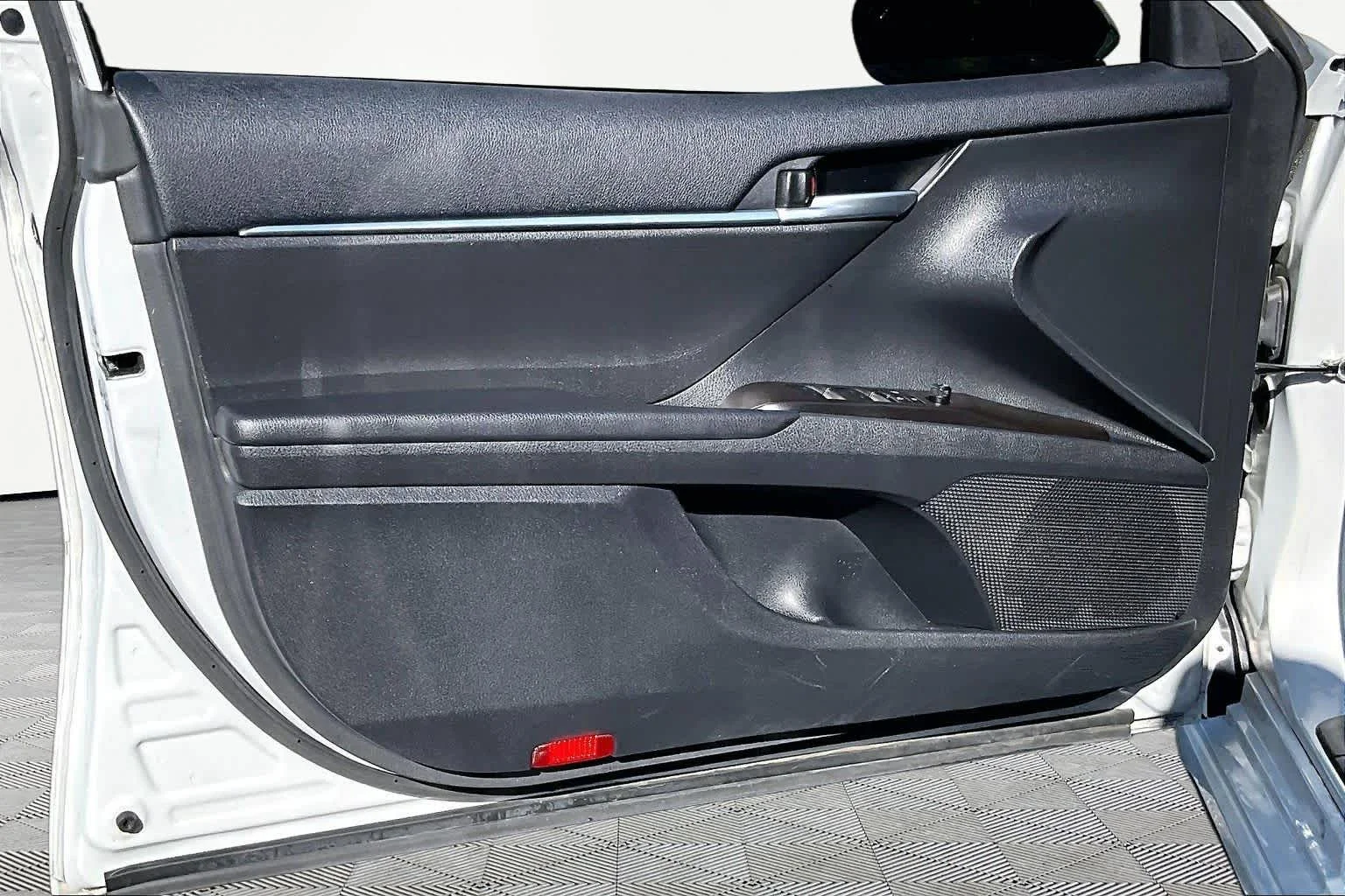 Used 2024 Ice Edge Toyota SE image 22