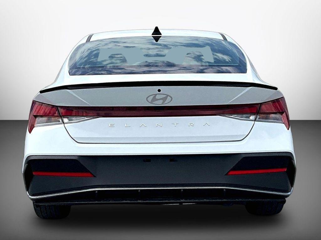 New 2026 White Hyundai SEL Sport image 4