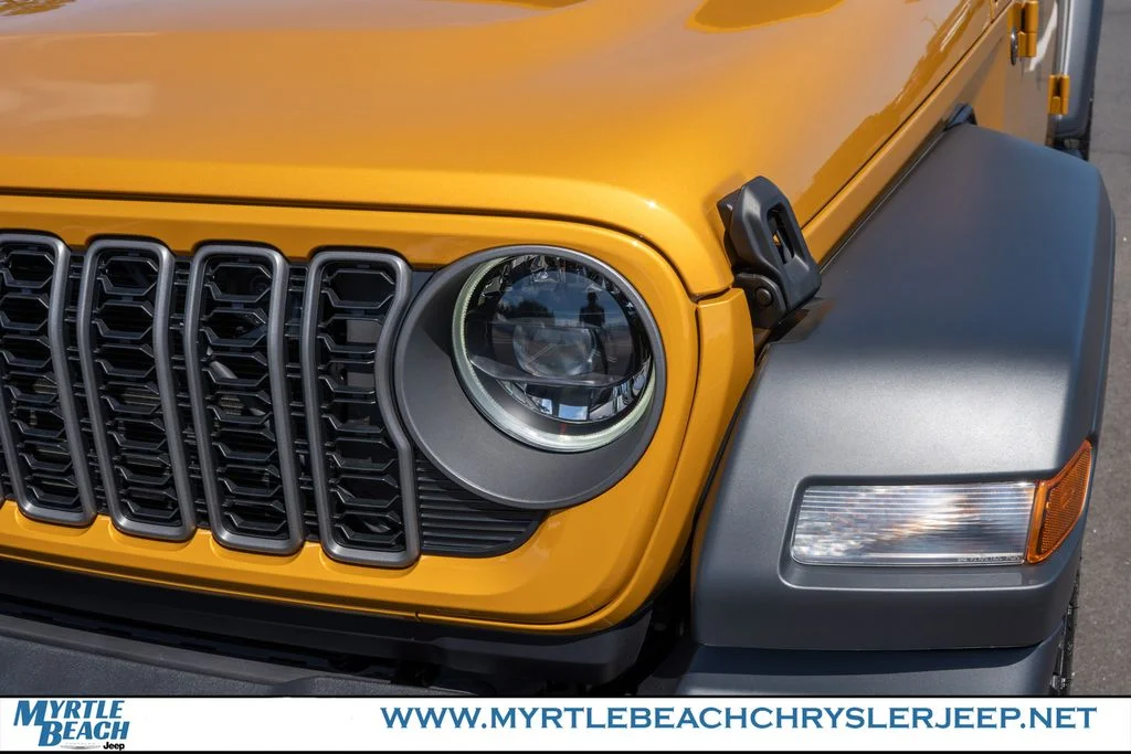 New 2026 Goldilocks Exterior Paint Jeep Sport S image 11