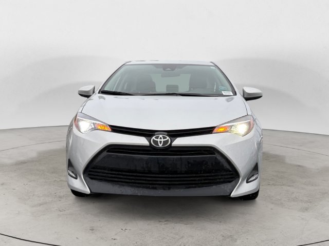 Used 2018 Silver Toyota LE image 2