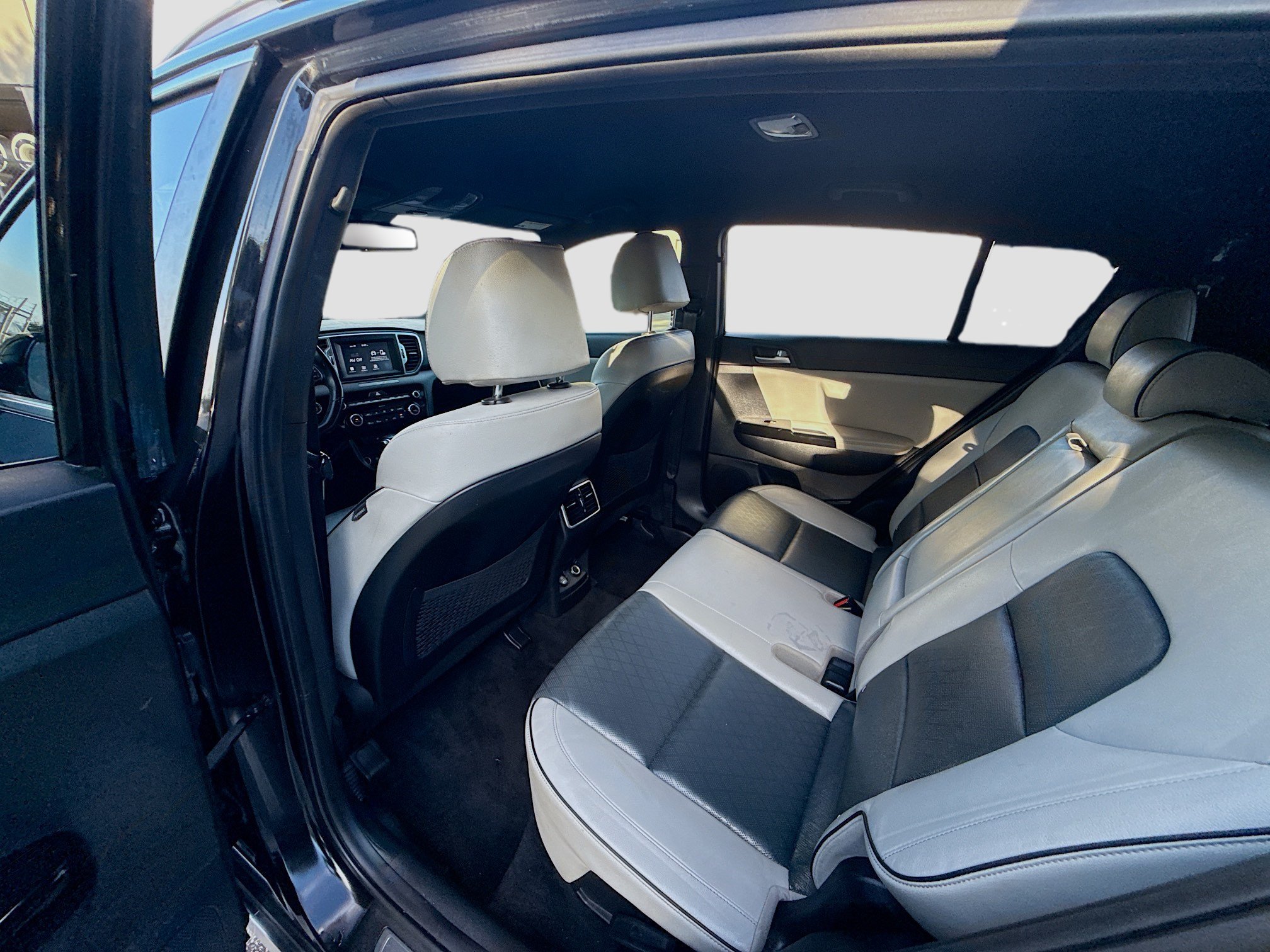 Used 2018 Black Cherry Kia EX image 22