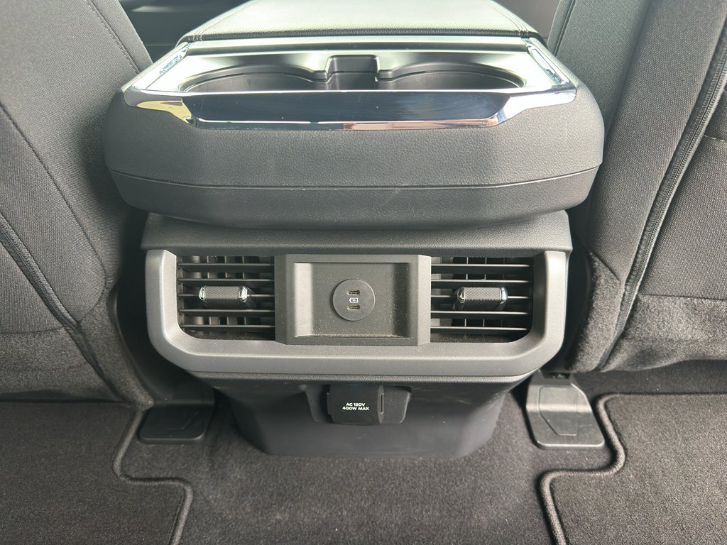 Used 2025 Carbonized Gray Metallic Ford XLT image 36