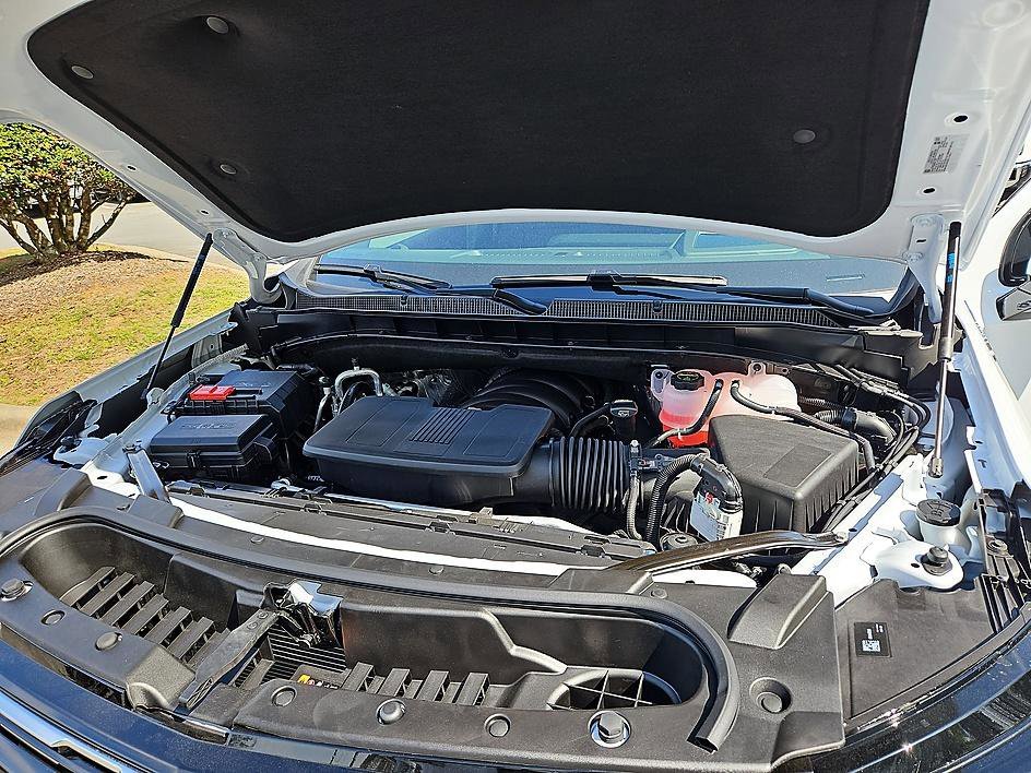 2026 Chevrolet Suburban High Country - Photo 25