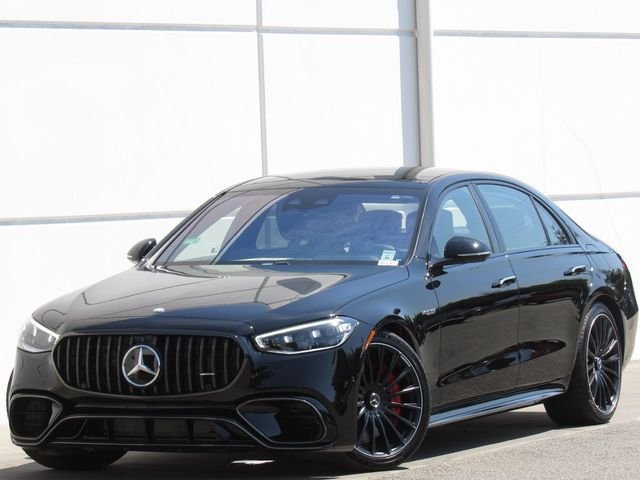 2025 Mercedes-Benz S-Class S 63 E-Performance's photo