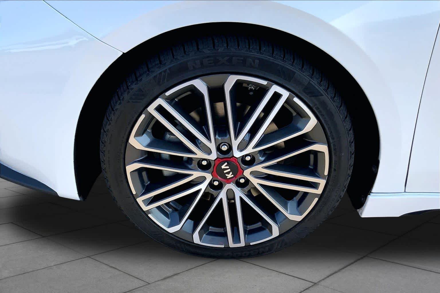 Used 2021 Snow White Pearl Kia GT image 11