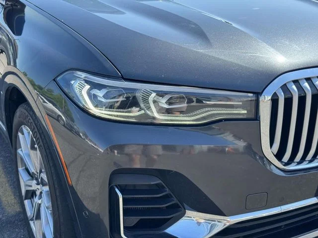 Used 2020 Gray BMW xDrive40i image 5