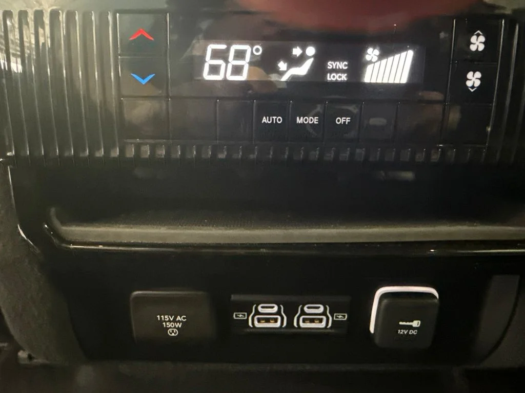 Used 2022 Red Jeep Series II image 13