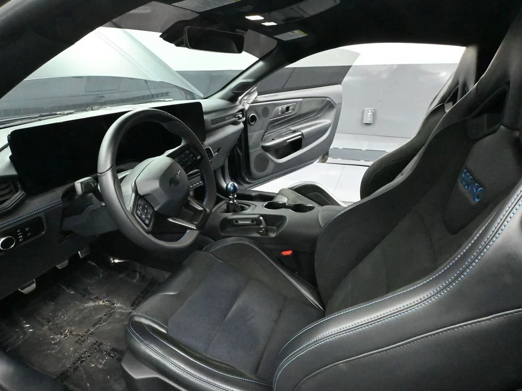 2024 Ford Mustang Dark Horse - Photo 23