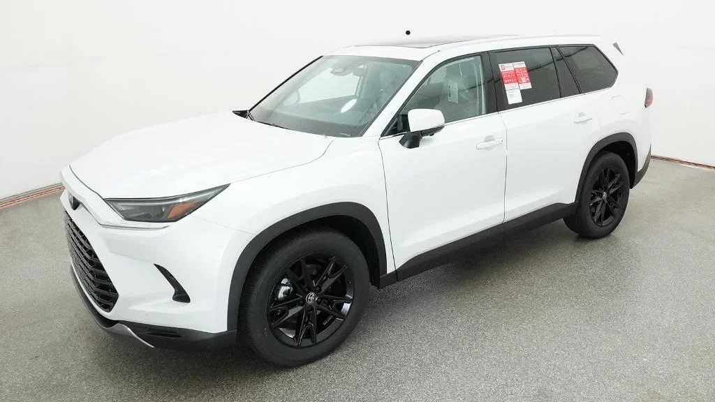 White (Wind Chill Pearl) 2026 Toyota Grand Highlander SUV / Crossover All-Wheel Drive 