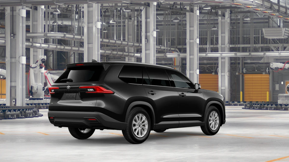 New 2026 Midnight Black Metallic Toyota XLE image 10