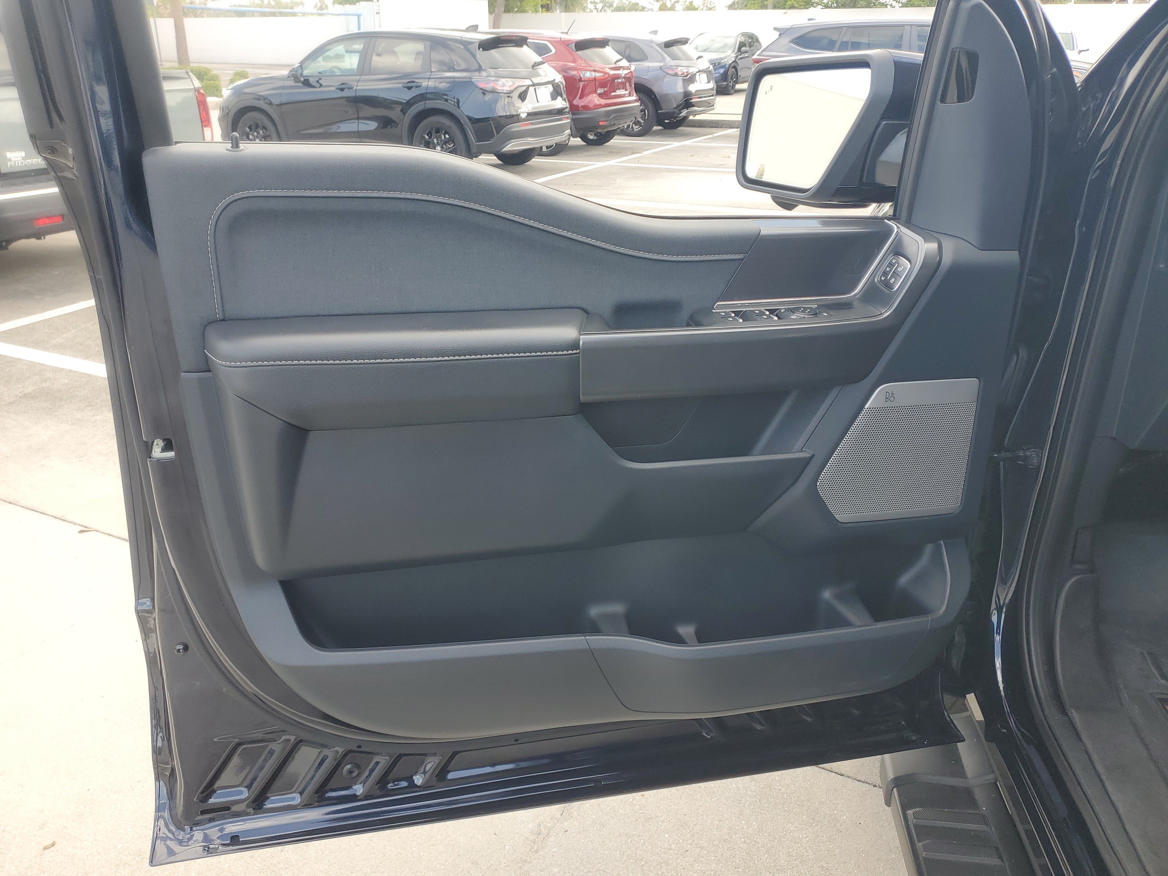 Used 2025 Antimatter Blue Metallic Ford LARIAT image 25