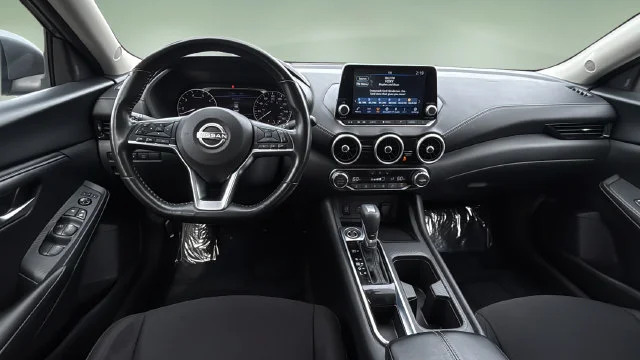 Used 2025 Gray Nissan SV image 10