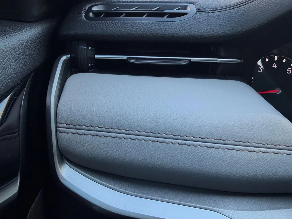 New 2026 Black Jeep Limited image 23