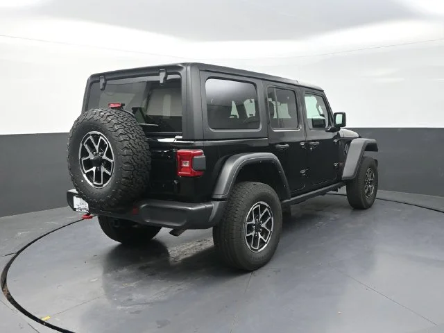Used 2024 Black Jeep Rubicon image 9
