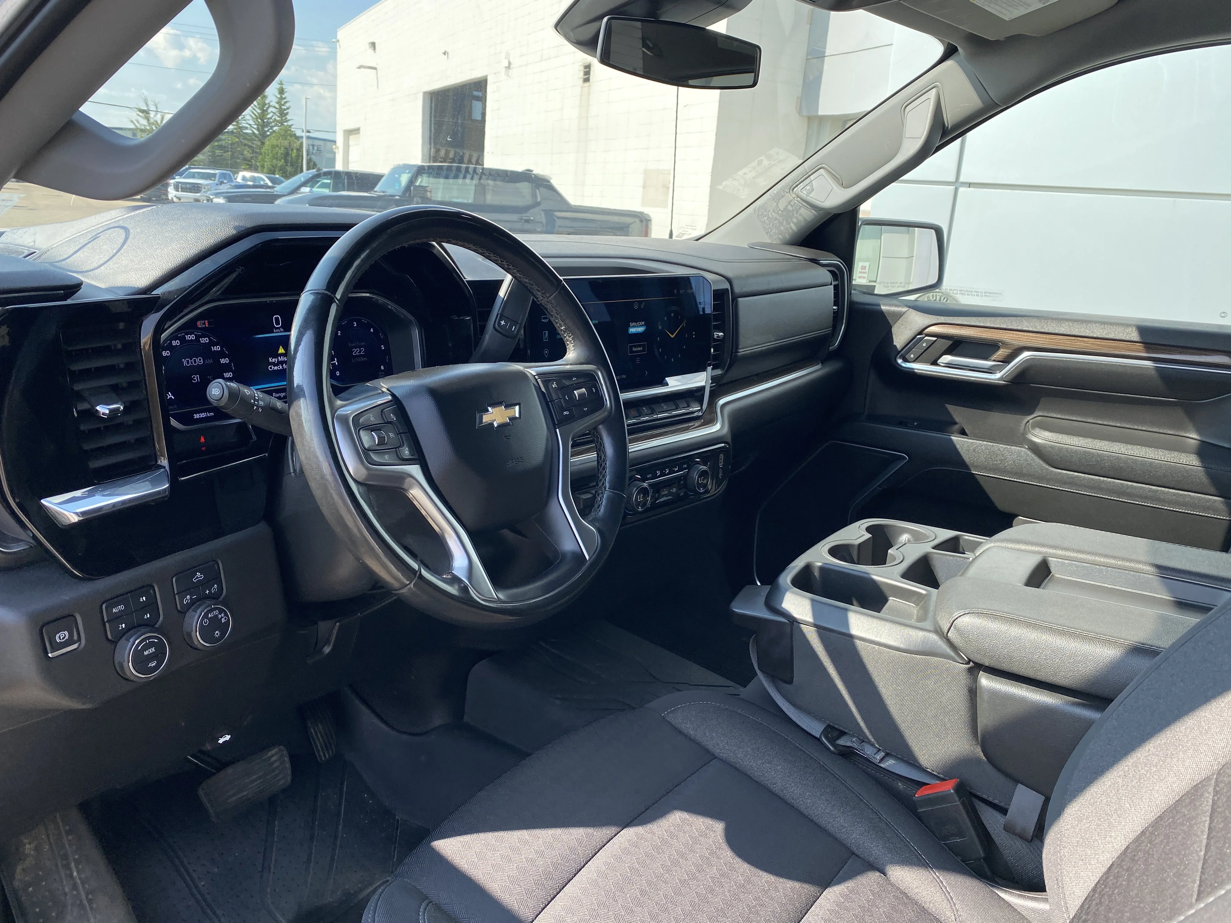 Used 2024 White Chevrolet LT Crew Cab  * HEATED FRONT SEATS * TOW PACKAGE * image 9