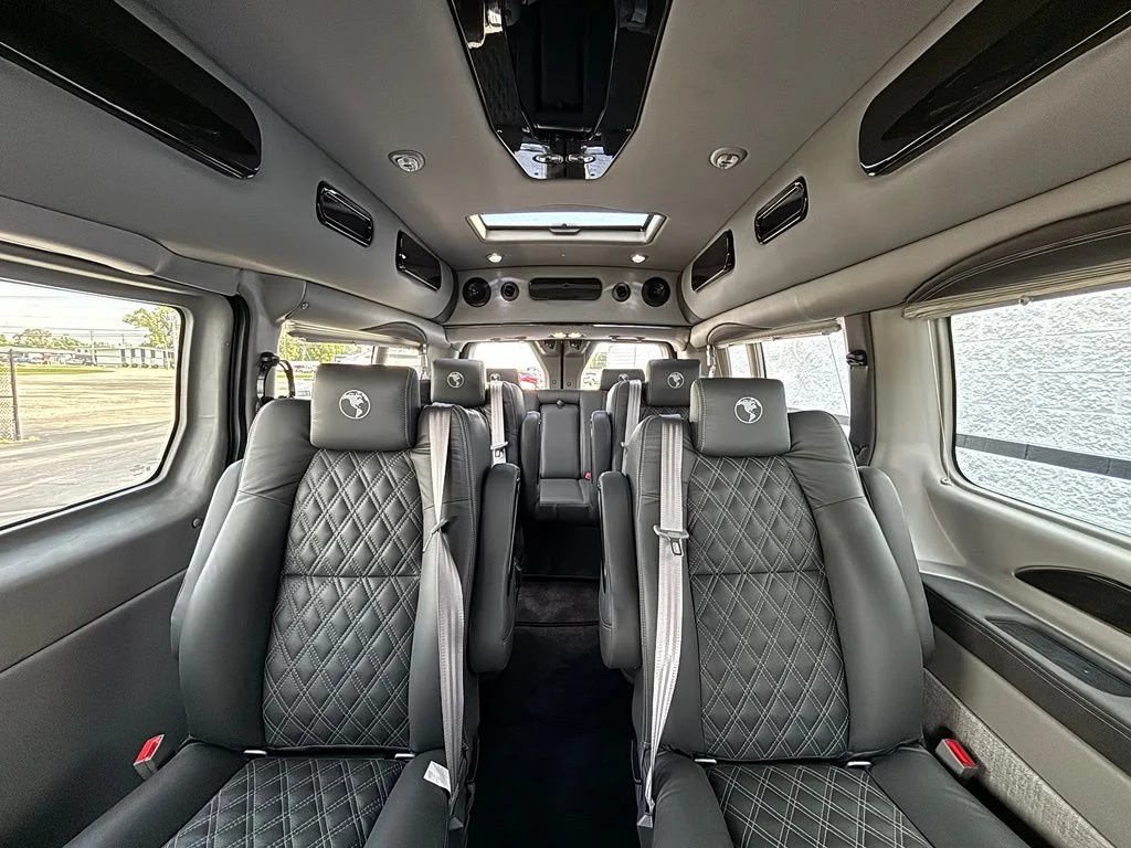 New 2026 Gray Ford Explorer Limited SE image 2