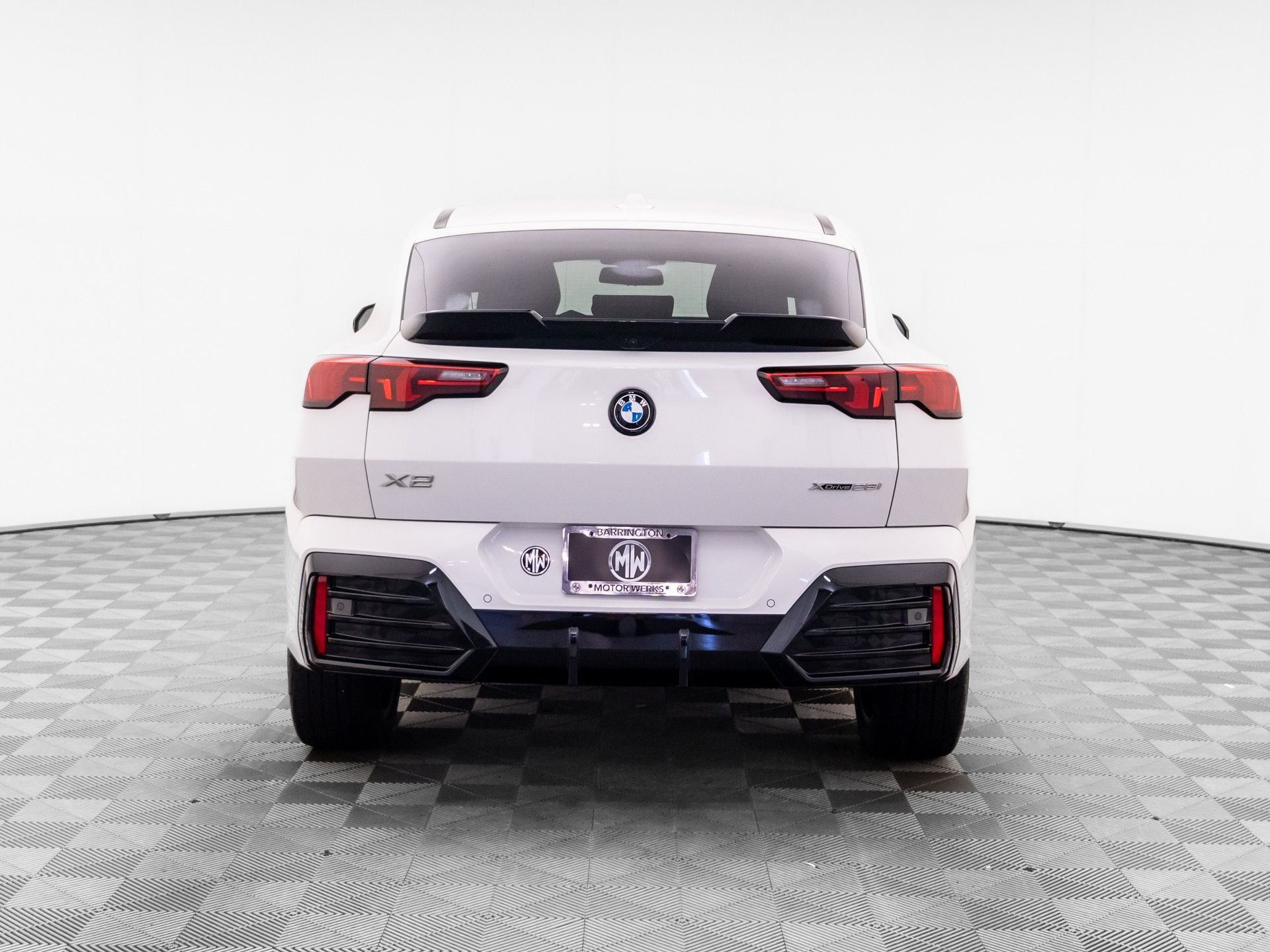 Certified Used 2026 Alpine White BMW xDrive28i image 5