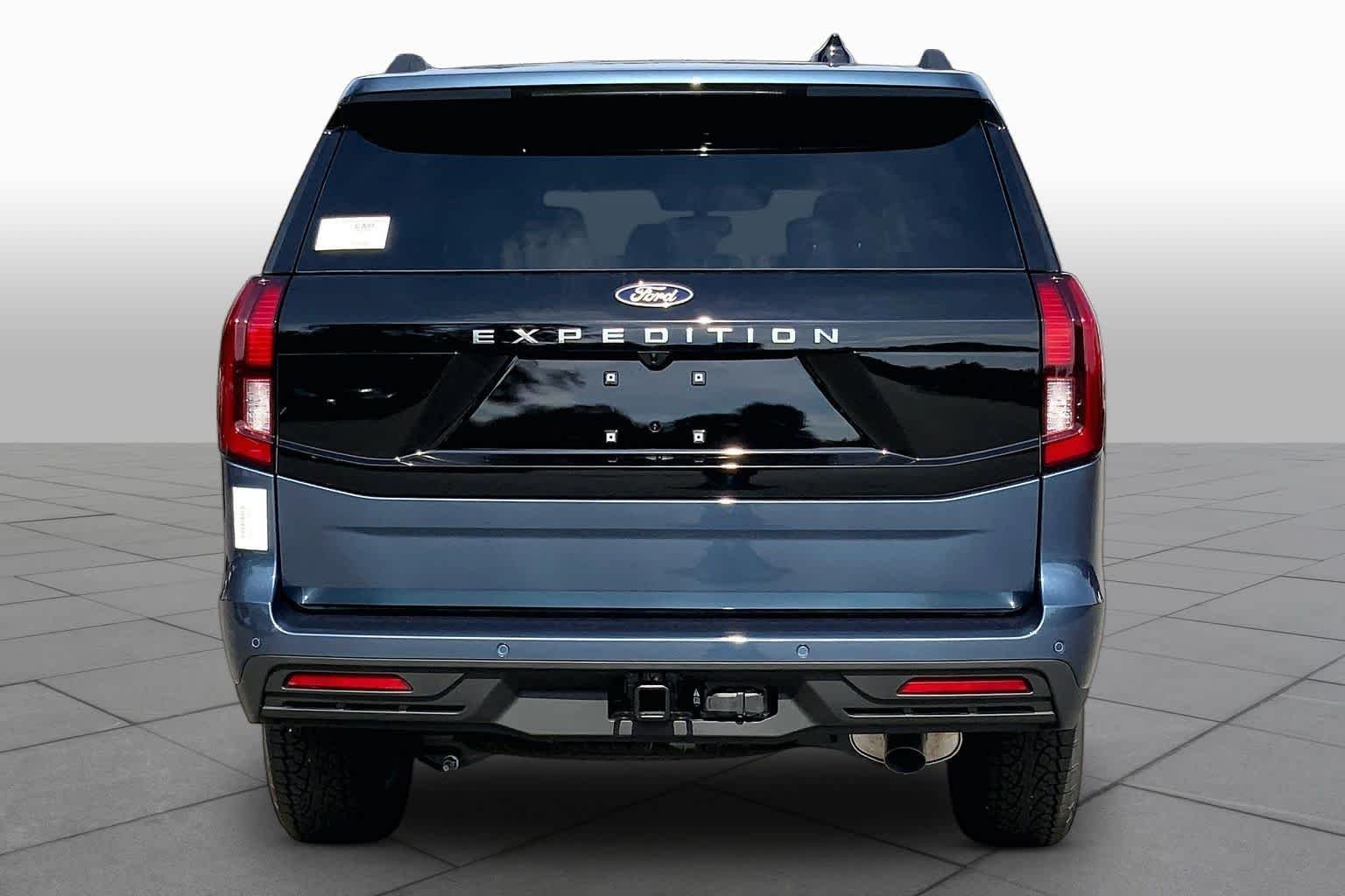 New 2027 Nocturnal Blue Metallic Ford Active image 4