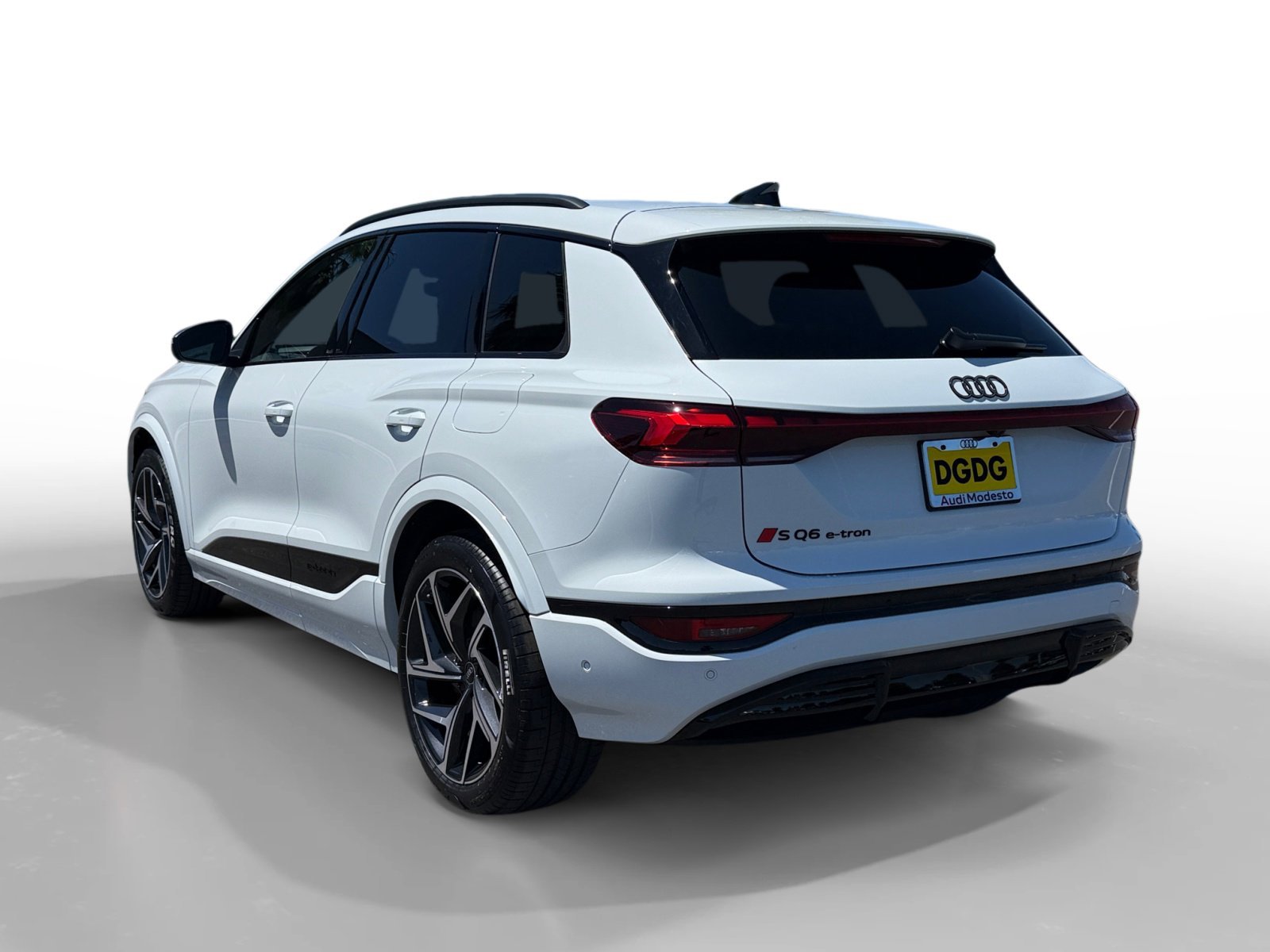New 2027 Glacier White Metallic Audi Premium Plus quattro image 3