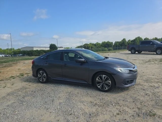 Used 2017 Gray Honda EX-T image 10