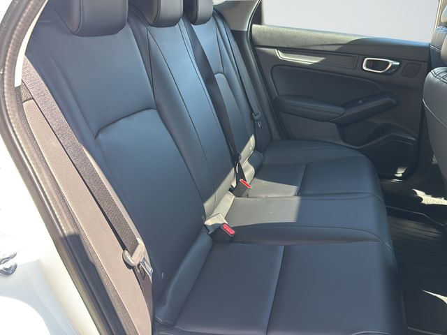Used 2023 White Acura  image 25