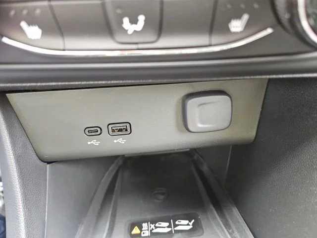 New 2026 Summit White Buick Preferred image 31