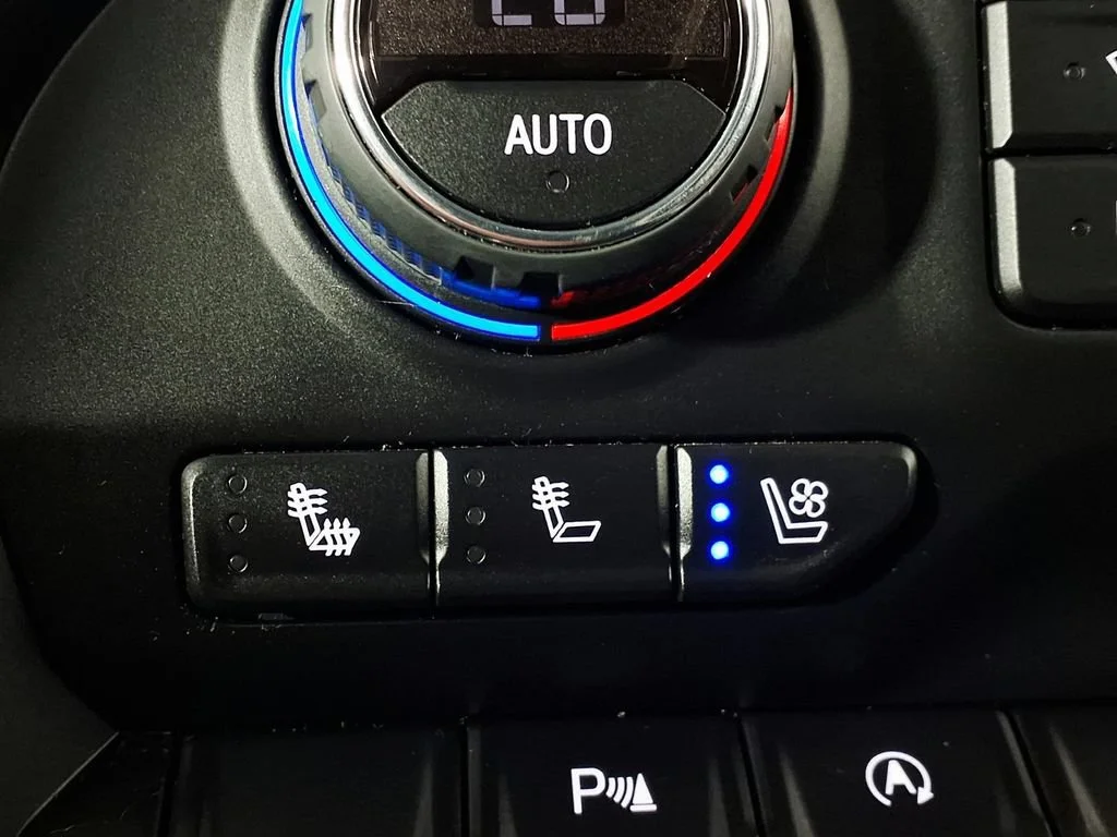 Used 2019 SHADOW GRAY METALLIC Chevrolet LTZ image 15