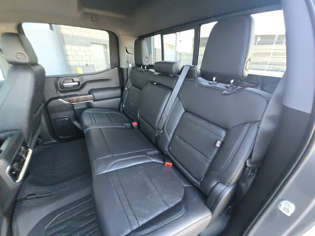Used 2021 SATIN STEEL METALLIC GMC Denali image 28