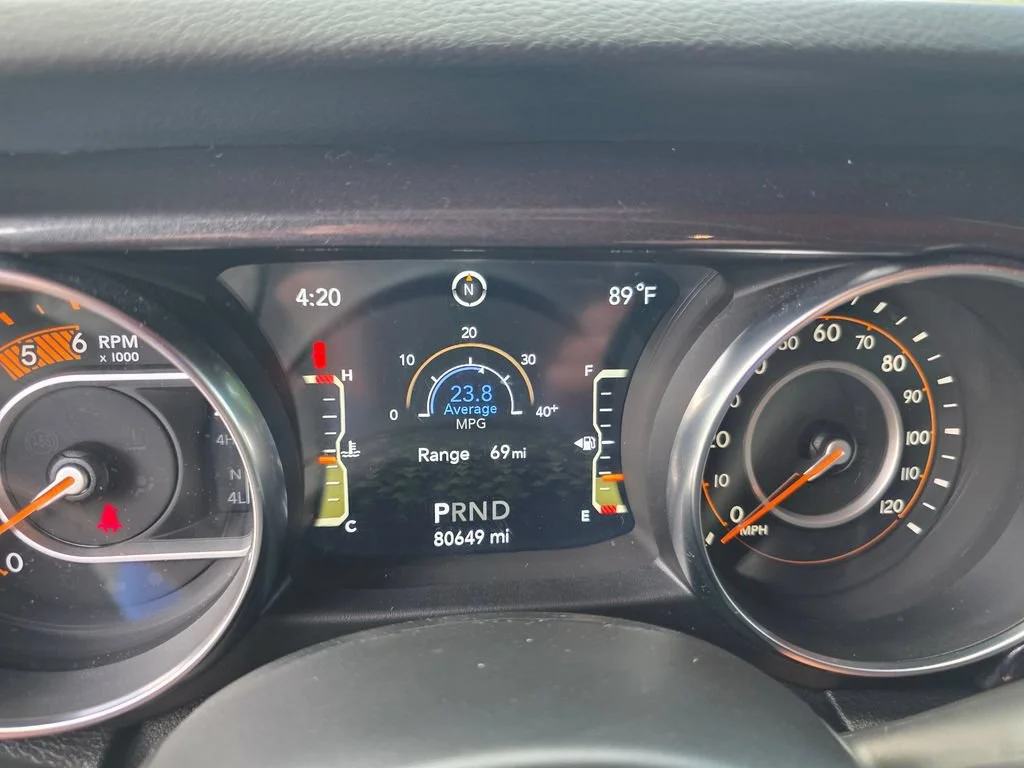 Used 2021 Red Jeep Sport Altitude 4x4 image 23