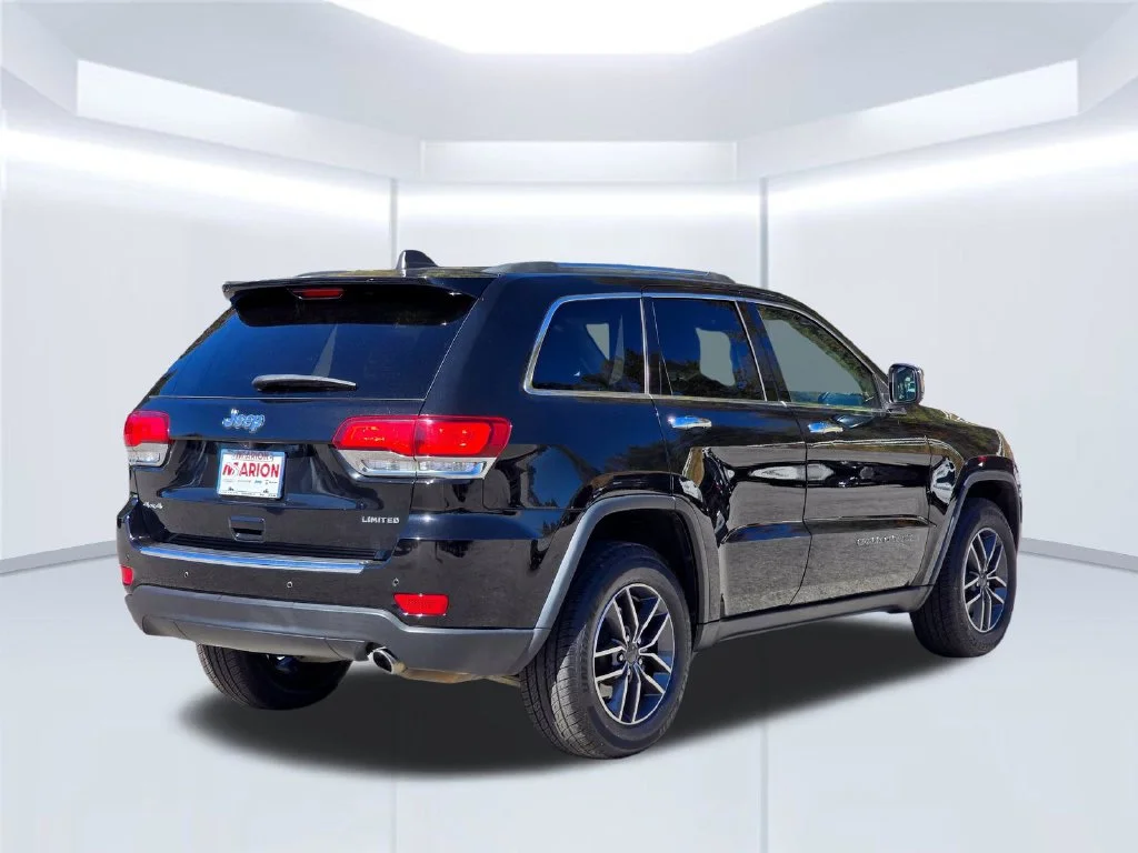 Used 2020 Black Jeep Limited image 19