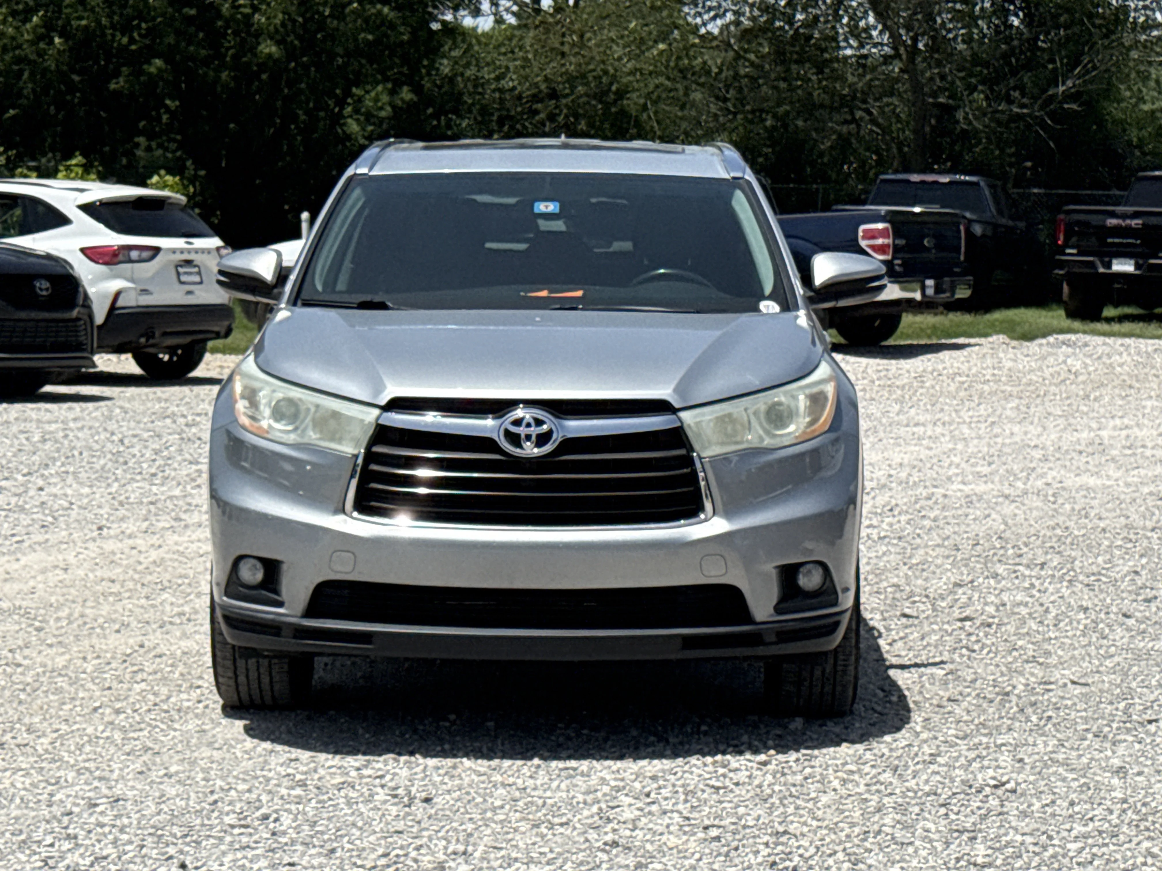 Used 2014 Silver Sky Metallic Toyota XLE image 2