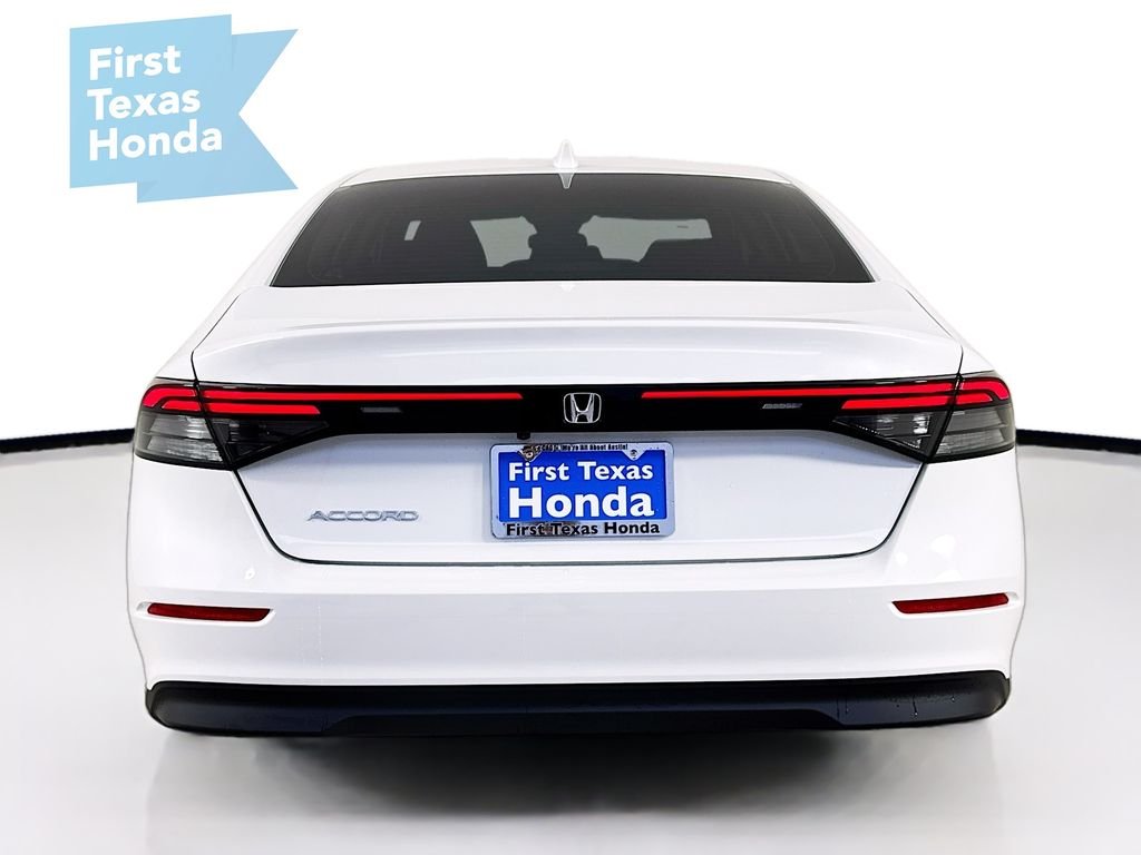 New 2026 Platinum White Pearl Honda LX image 7